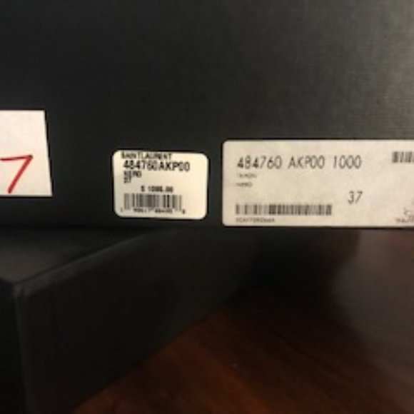 Saint Laurent Nero Black Leather Bootie - Picture 3 of 5